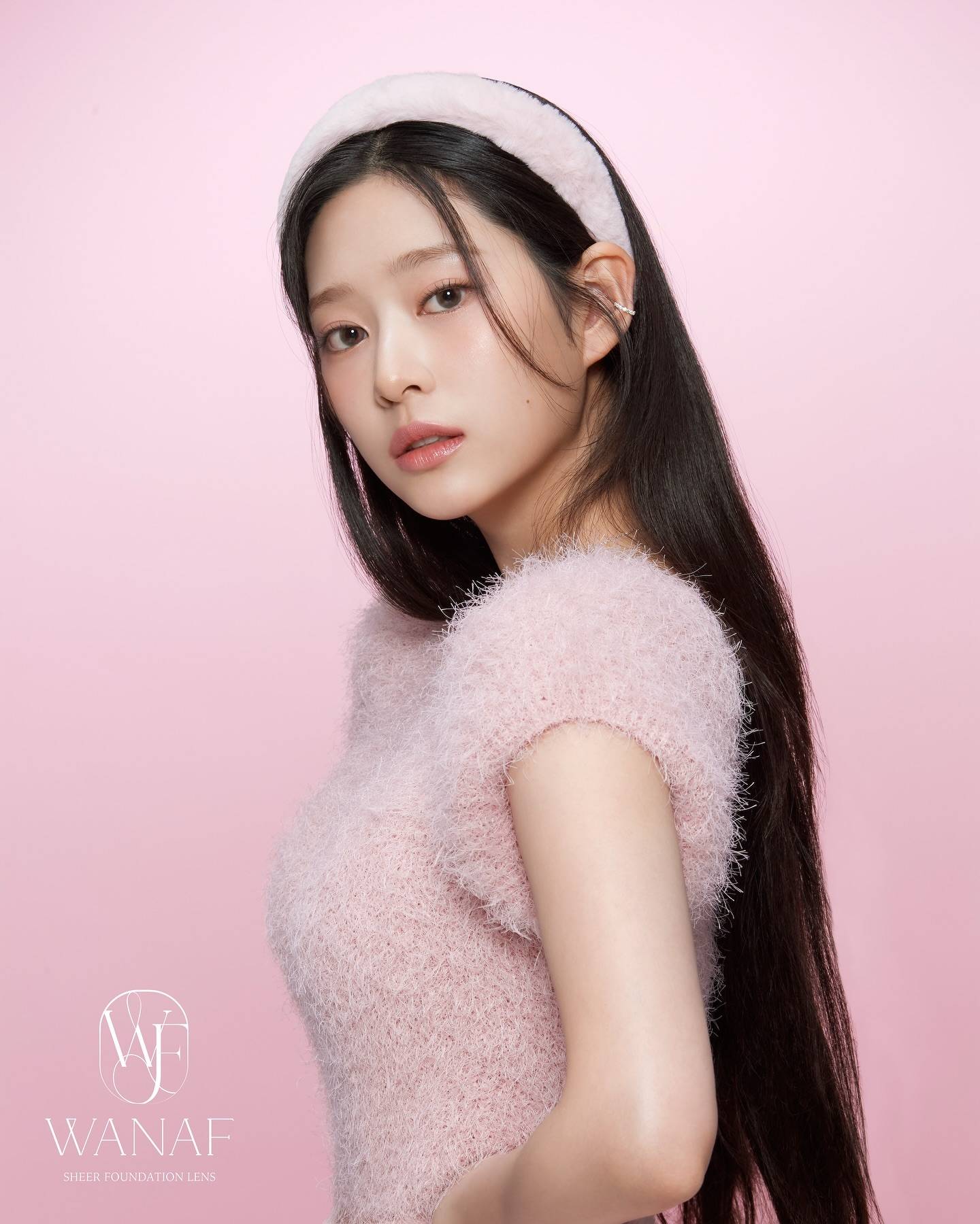 Kim Min Ju Wanaf Lens